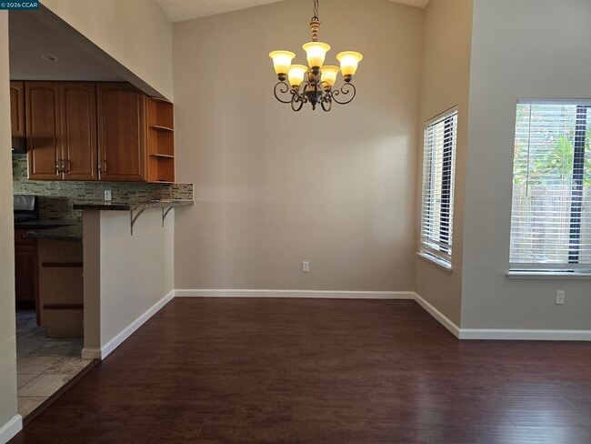 Photo - 155 Dartford St