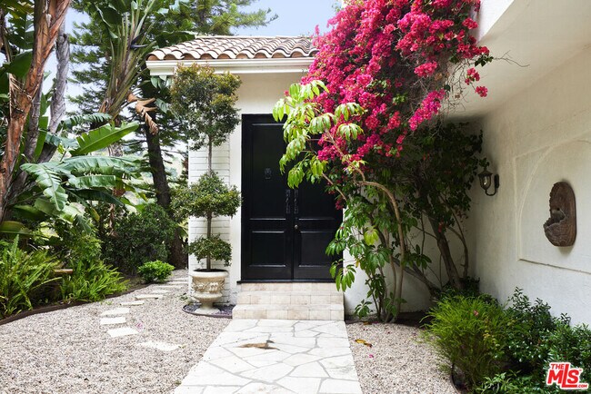 Photo - 1717 Ferrari Dr