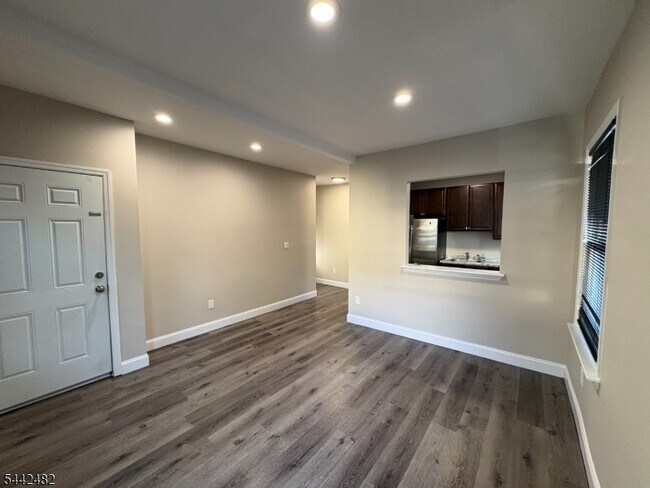 Photo - 389 Myrtle Ave Unit 1