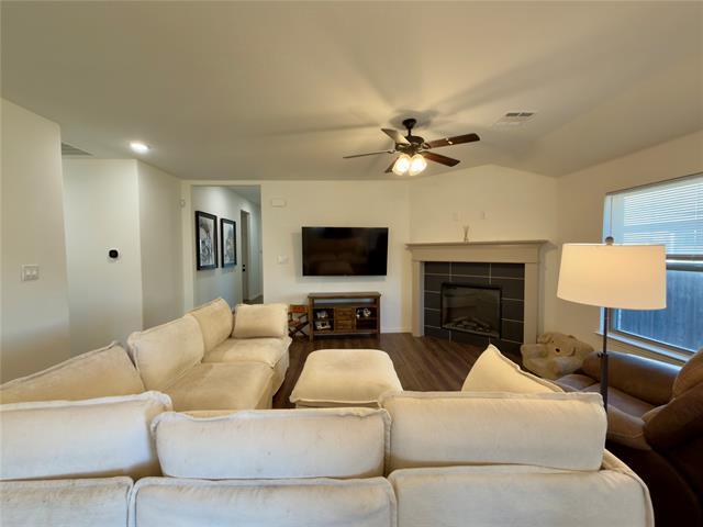 Photo - 416 Paloma St