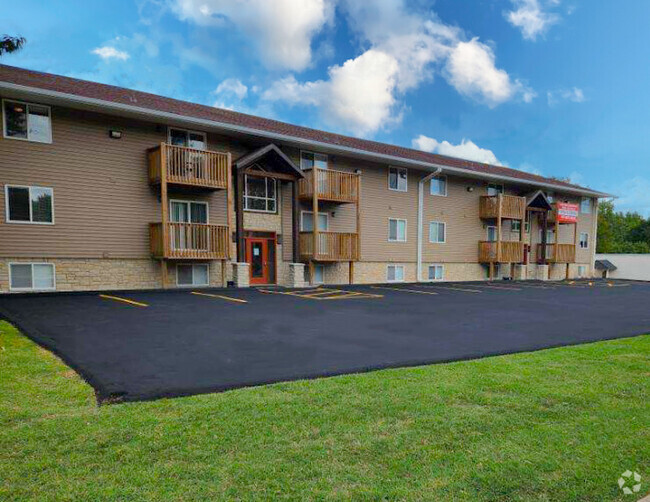 Building Photo - Cedarstone & Oak Leaf Rental