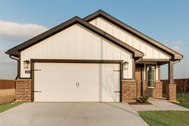 Photo - 245 Cranz Farm Dr