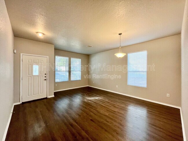 Photo - 7551 Paraiso Haven