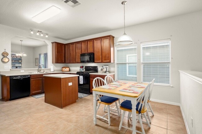 Photo - 19510 Majestic Landing Ln