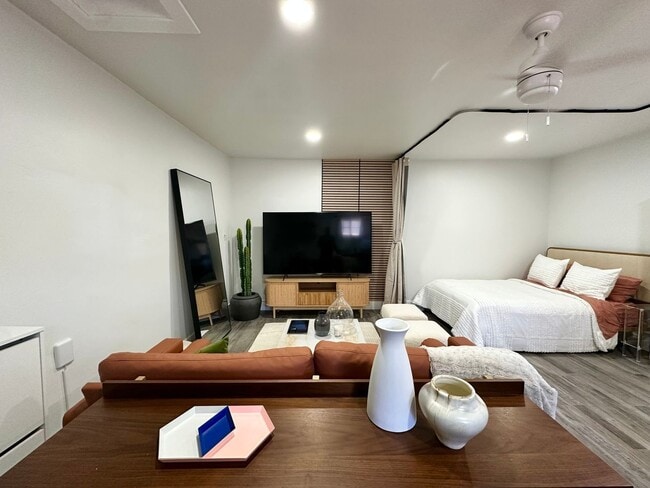 Photo - 7547 Garden Grove Ave