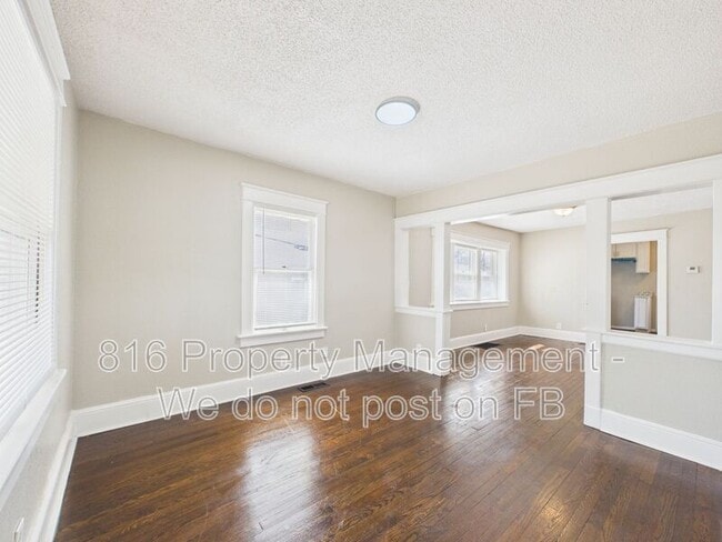Photo - 5710 Askew Ave
