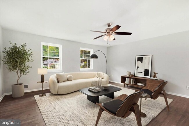 Photo - 808 E Franklin Ave