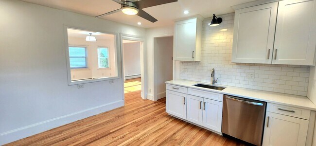 Photo - 248 Pearl St Unit 1