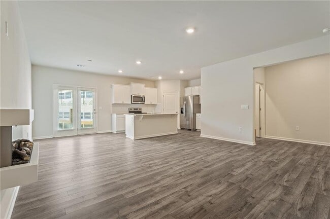 Photo - 211 Stoneybrook Dr