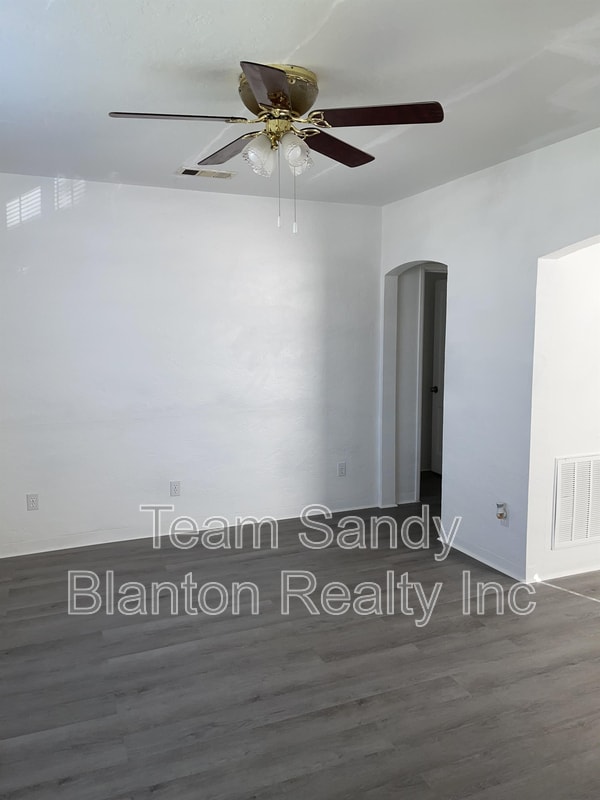 Photo - 122 Brandon Ave