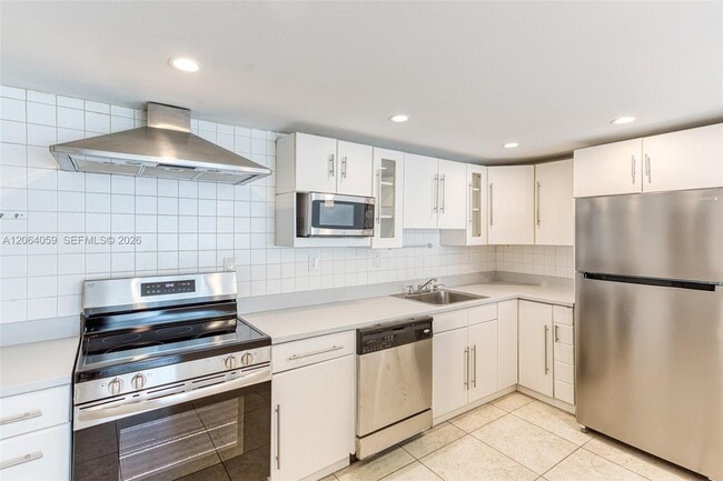 Photo - 19380 Collins Ave Unidad 406