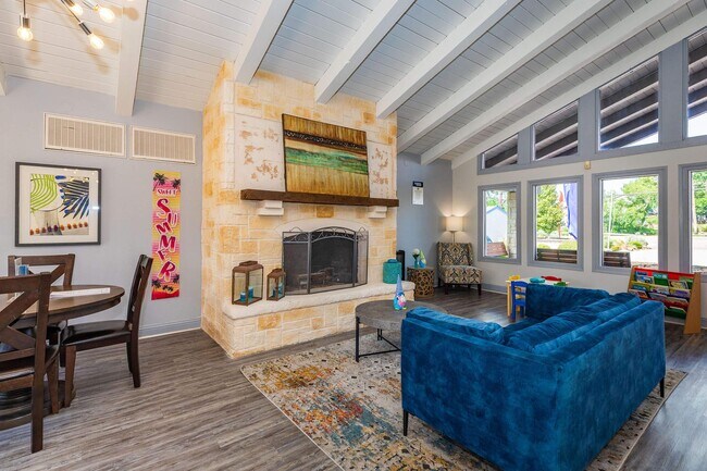 Photo - The Reserve at Lake Highlands