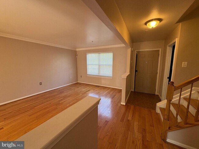 Photo - 4005 Blakney Ln SE