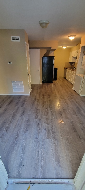 Photo - 803 W 84th St