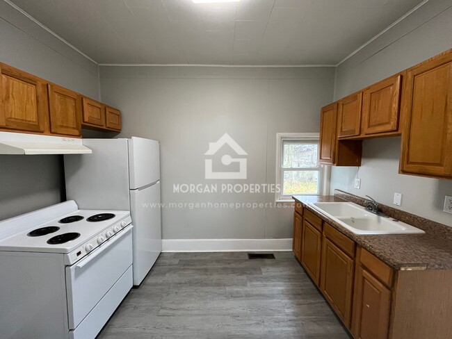 Photo - 1104 Thornburg St