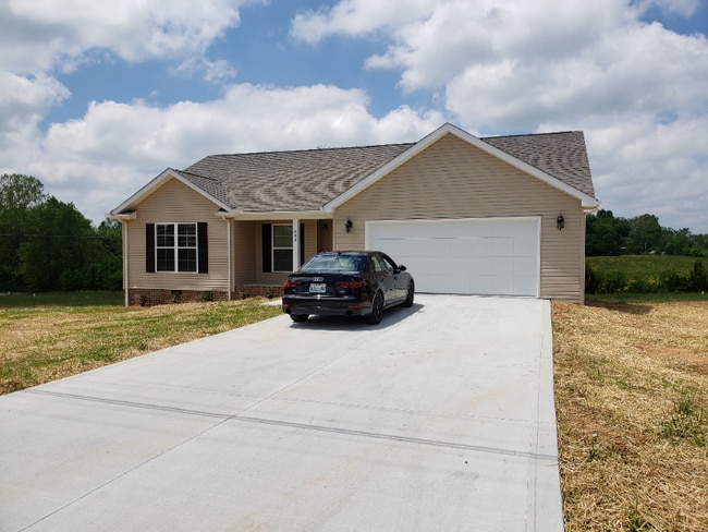 Building Photo - 503 Holladay Rd