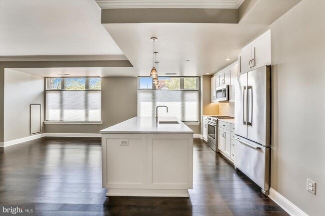 Photo - 4915 Hampden Ln Unit 101