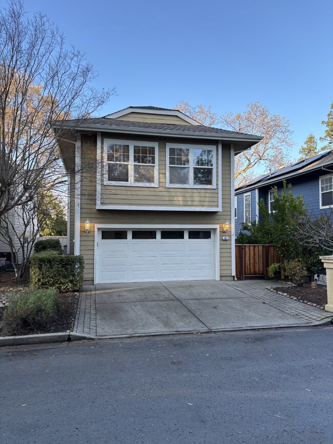 "Beautiful 3-Bed Home in Walnut Creek with... - "Beautiful 3-Bed Home in Walnut Creek with...