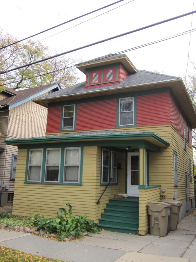 Photo - 529 W Wilson St