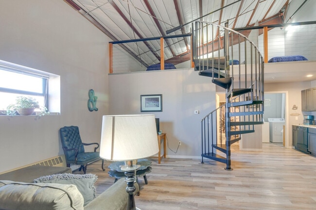 Photo - 800 Oak St Unit ID1386221P