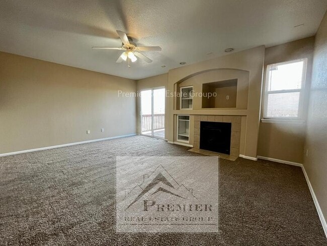 Photo - 8263 Belleterre Dr