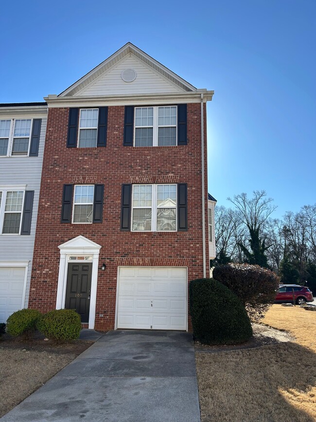 Photo - 109 Cambria Ct