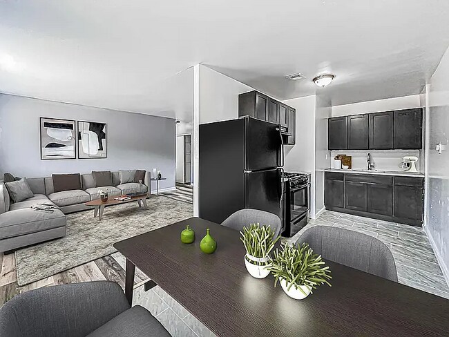 Photo - 6930 N Broad St Unit 10