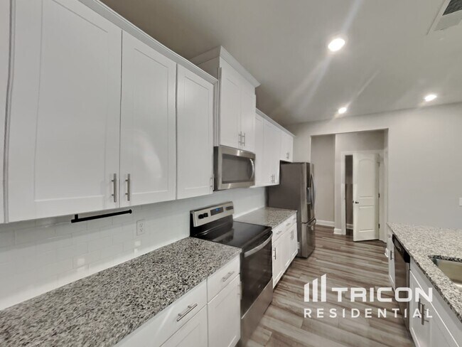 Photo - 644 Taylor Bend