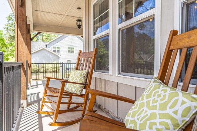 Photo - 156 Lakeview Dr