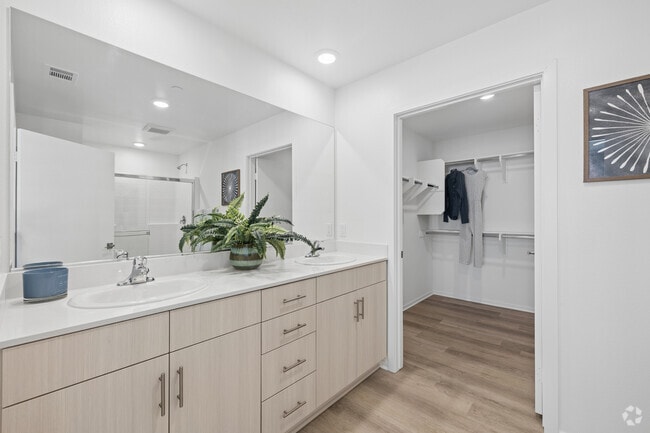 3BR, 2BA - 1,292SF - Bathroom