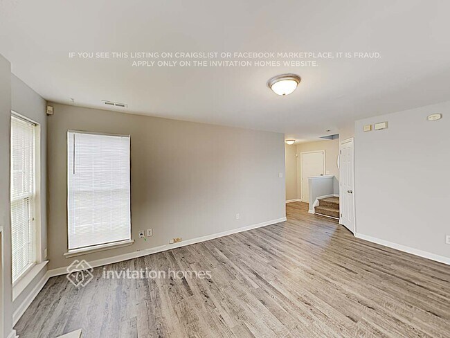 101 Sweetbriar Ct