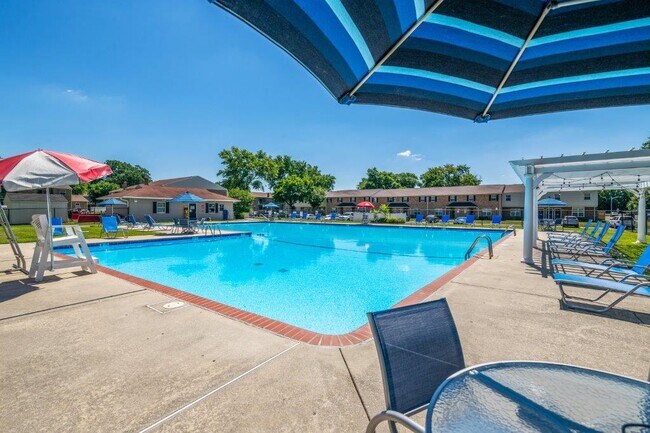 Fairways Apartment Homes