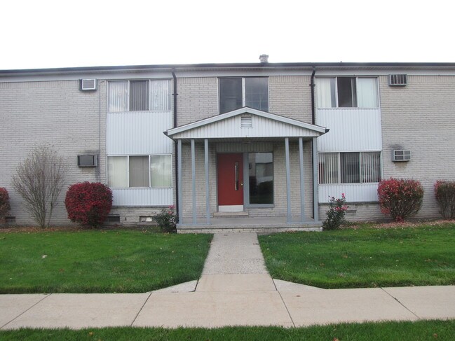 homes for rent in flat rock mi