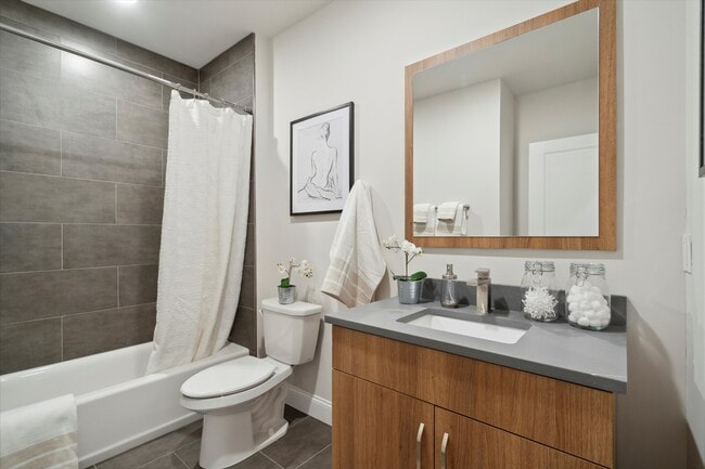 Photo - 2701 Tulip St Unidad 1