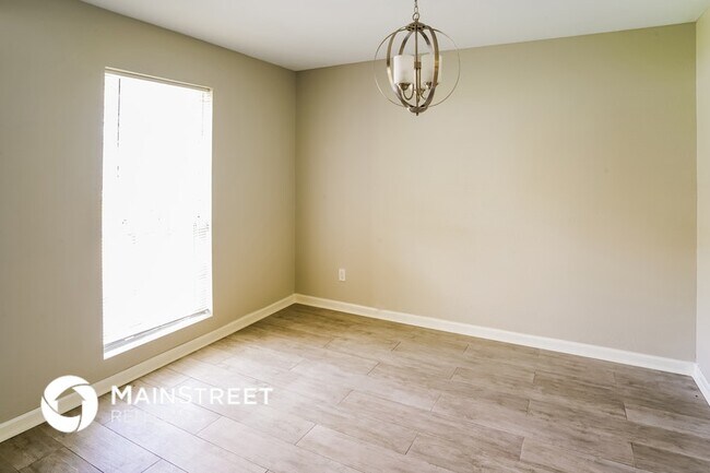 Photo - 2657 S Woodloch St