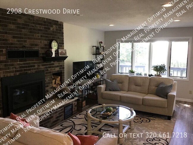 Photo - 2908 Crestwood Dr NE House