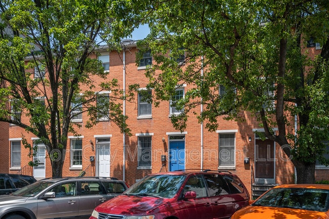 Photo - 2110 E Fairmount Ave