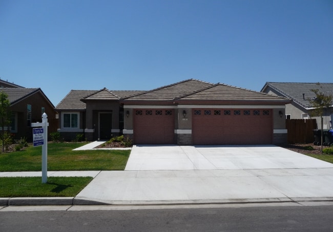 Building Photo - 1407 W Burgundy Ct Rental