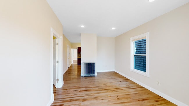 Building Photo - 45 Pratt St Unit 2