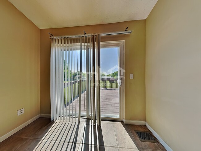 Photo - 2565 Chateaugay Ct