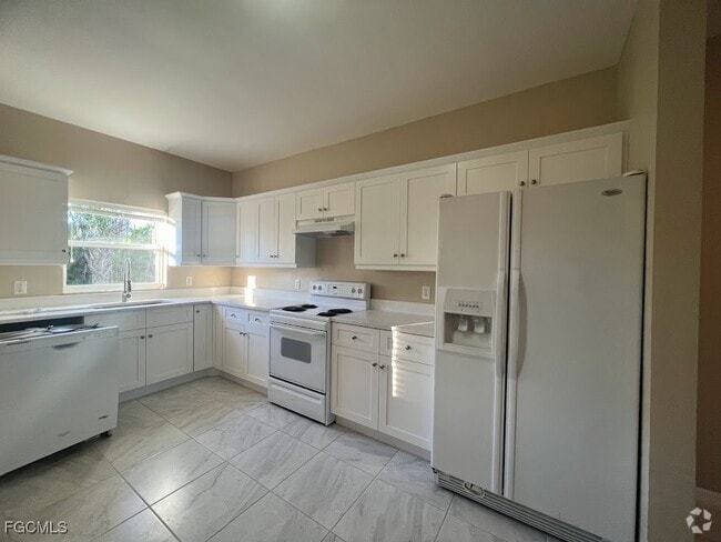 Building Photo - 5612 Rose Garden Rd Unit 103 Rental