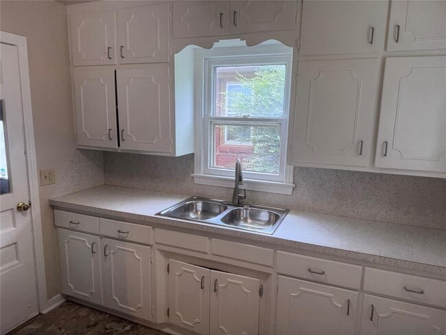 Photo - 3817 NW 33rd St