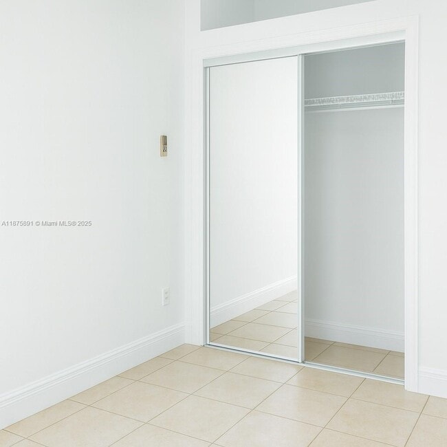 Photo - 621 NW 23rd Pl Unit B