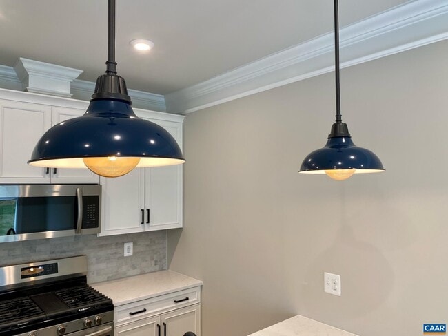 Photo - 209 Sunbird Ln