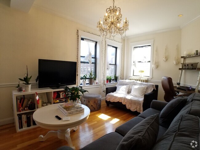 Building Photo - 4 Park Vale Ave Unit 5 Rental