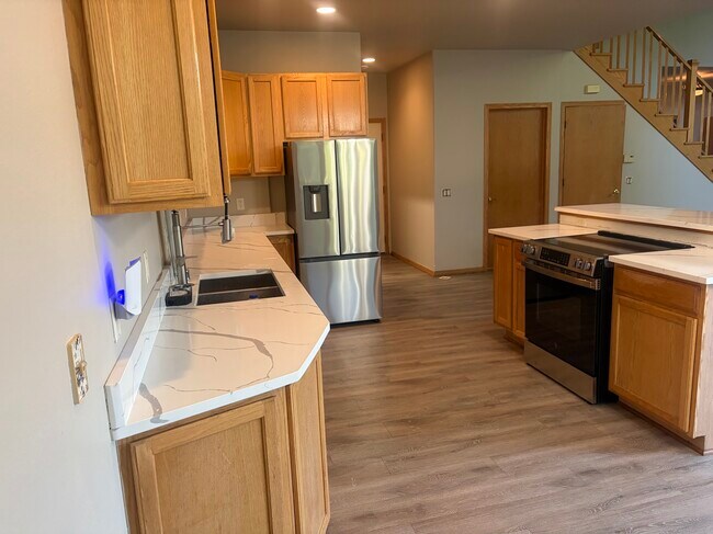 Kitchen side