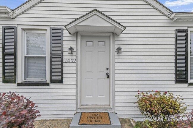 Photo - 1402 Valley Rd