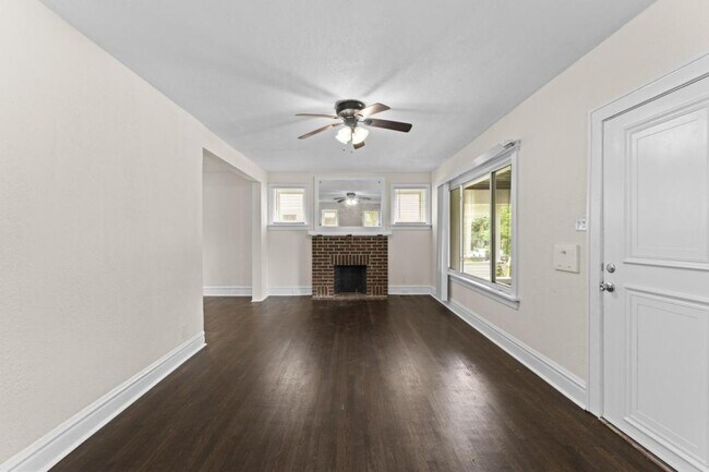 Photo - 7241 St Andrews Pl