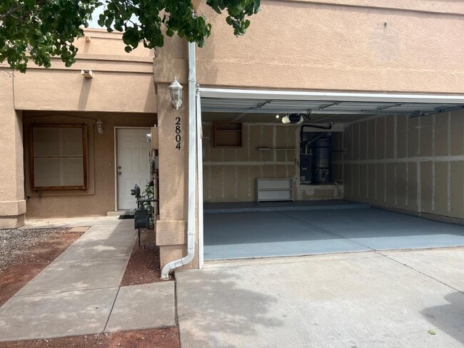 Building Photo - 2804 Quail Pointe Dr NW Rental