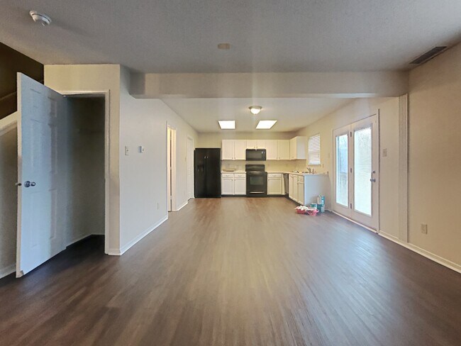 Photo - 6886 Merritt Ridge Way
